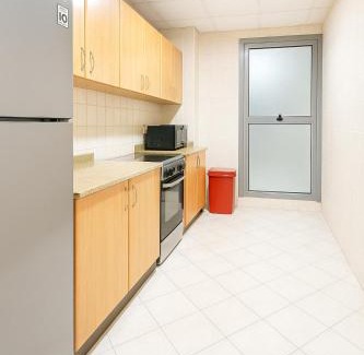 Madinat Zayed House | Budget Friendly Partition in Barsha Heights Near Metro