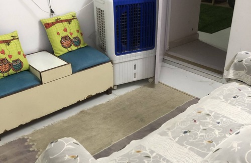 Agra Bed & Breakfast | Budget Homestay in a beautiful and peaceful area near to Tajmahal