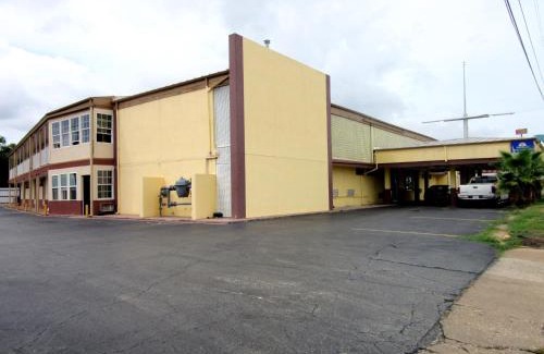 South Arlington Hotel | Budget Host Inn