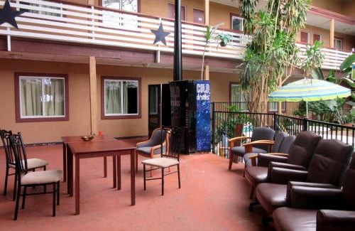 South Arlington Hotel | Budget Host Inn