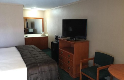 St. Robert Hotel | Budget Inn - Saint Robert