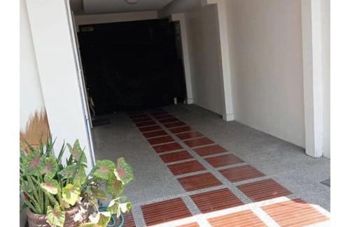 Bacolor House | Budget Quick Stay 1BR Private Home in San Fernando