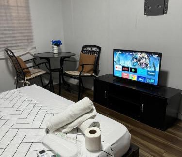 Bacolor House | Budget Quick Stay 1BR Private Home in San Fernando