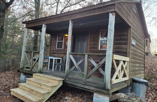 Bruno House | Buffalo Camp 2 - Couples Cabin MINUTES to BufPt or Dillards