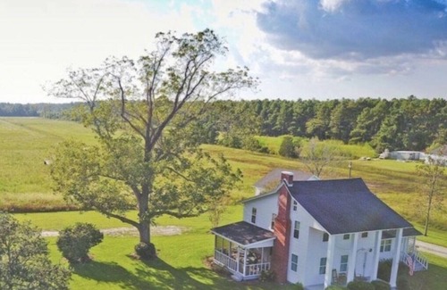 Morehead City Other | Built in 1820 King Farm house