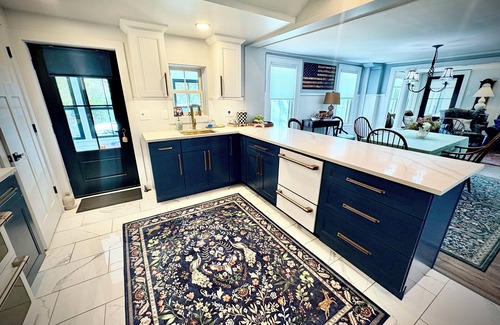 Cazenovia House | Built in 1824, updated in 2025! 2 bed & 1.5 baths in the Village of Cazenovia!