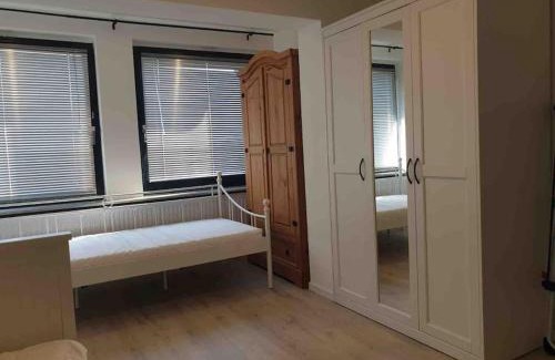 Schenefeld Apartment | Bungalow 3-Zimmer/Wlan/Garten/Parkplatz