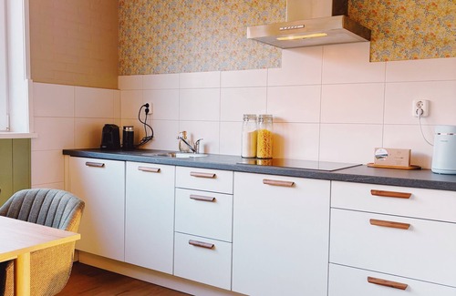 Gasselte House | Bungalow Doris is beautifully situated on the green edge of the vacation park the Kremmer.