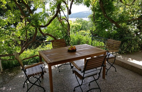 Seget Vranjica House | Bungalow for 4 guests with 58m² in Seget Vranjica (109541)