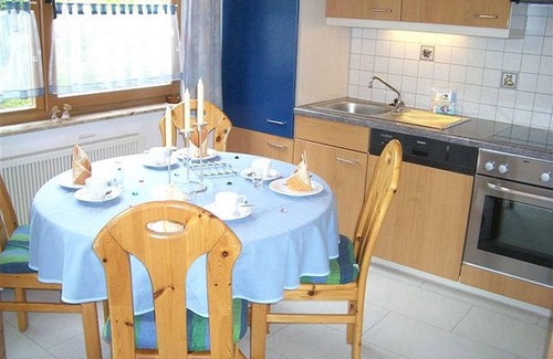 Uslar House | Bungalow im Feriendorf Uslar mit Gartenterrasse