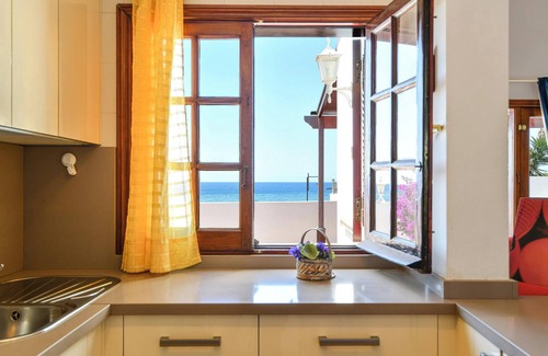 Playa del Cable House | Bungalow Vistamar close to the Beach with Sea View, Pool, Wi-Fi & Terrace; Pet Friendly