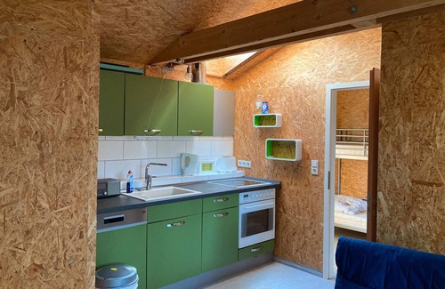 Wurlgrund House | Bungalow '-Waldgrün-' with Private Terrace and Shared Garden