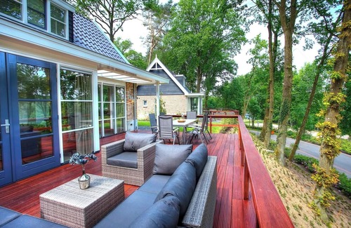 Belfeld House | Bungalow with 3 bedrooms and a terrace