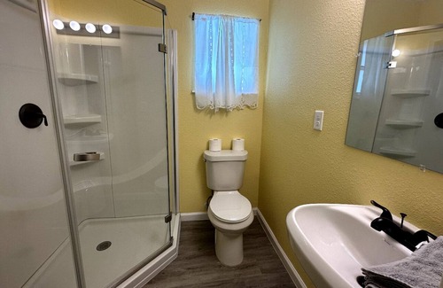 Harlingen House | Bunk Bed In Shared Room In Harlingen TX! 2A
