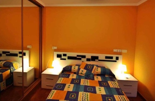 Malpica de Bergantinos Apartment | Buño 4 apartment - with hydromassage