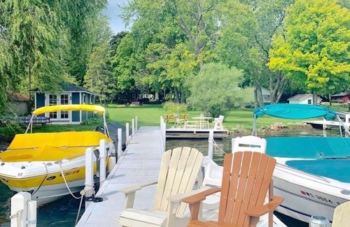 Williams Bay Boat Rental | Buoy for RENT on Geneva Lake