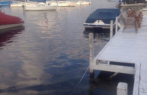 Williams Bay Boat Rental | Buoy for RENT on Geneva Lake