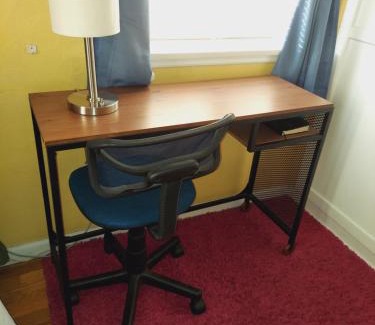 Sun Valley House | Burbank Airport Universal City