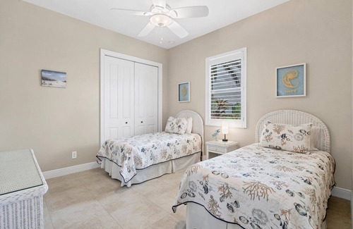 Burnt Store Isles House | Burnt Store Isles 3 Bedroom Private Pool Home on Canal- Pet Friendly!