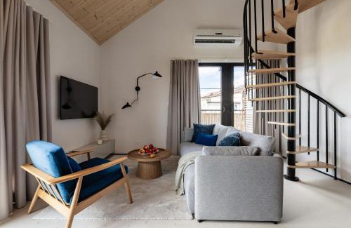 Rewa Apartment | Bursztynowy Widok - apartament z bezpośrednim dostępem do plaży oraz widokiem na morze