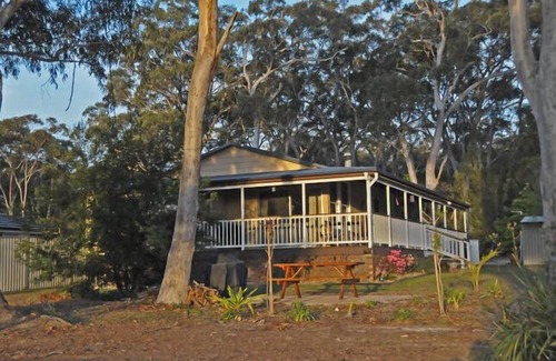 Erowal Bay Cottage | Bush and Bay Cottage - Jervis Bay