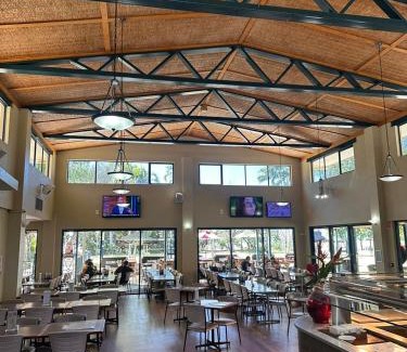 Bushland Beach Resort | Bushland Beach Tavern