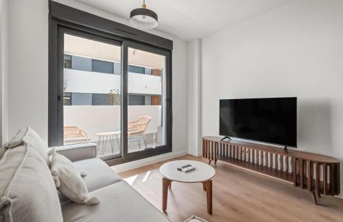 San Sebastian de los Reyes Apartment | Business Suite con Garaje y Piscina Climatizada ALQUILER TEMPORAL