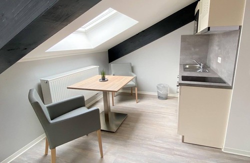Breitscheid House | Business double room with kitchenette, shower WC - Boardinghouse Breitscheid
