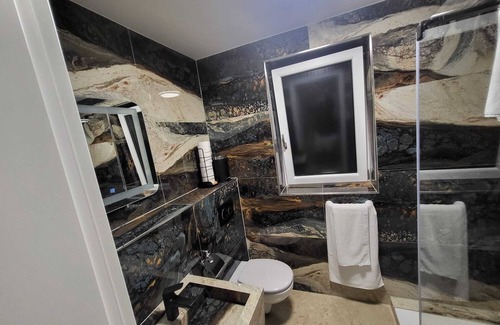 Berenbostel Apartment | Business & Trade Fair Apartment - Fitters - 2 rooms - Balcony - Kitchen - NO2