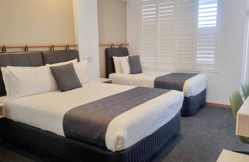 West Busselton Hotel | Busselton Gale Street Motel and Villas