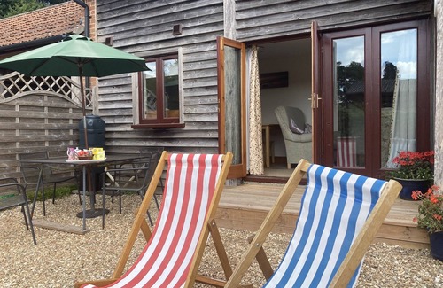 Colyton Cottage | BUTTERCUP COTTAGE in beautiful Devon countryside.