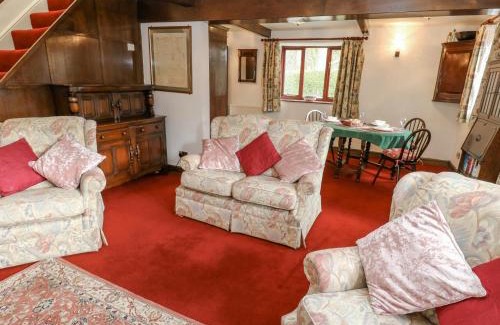 Honley House | Butts Cottage