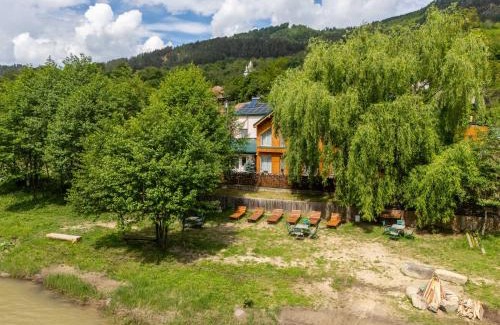 Nehoiu Cabin | Buturuga Mică