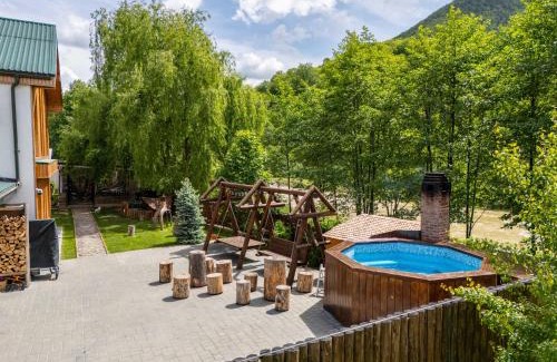 Nehoiu Cabin | Buturuga Mică
