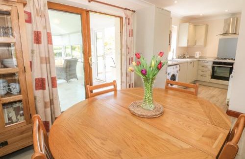 Llanddaniel Fab House | Bwthyn Clyd