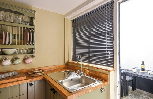 Machynlleth Cottage | Bwthyn Llys (Machynlleth Old Court House)