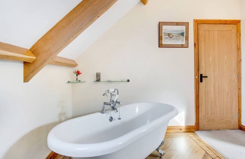 Brecon House | Bwthyn Tre-faen in the beautiful Brecon