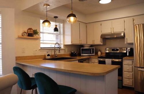 Amarillo House | By HWY, by Palo Duro Canyon