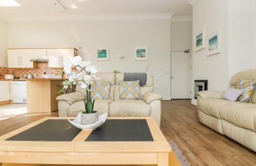 Newquay House | By The Sea