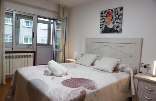 El Ensanche Zona Nuova Apartment | Céntrico exterior amplio 110 m.