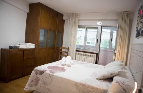 El Ensanche Zona Nuova Apartment | Céntrico exterior amplio 110 m.