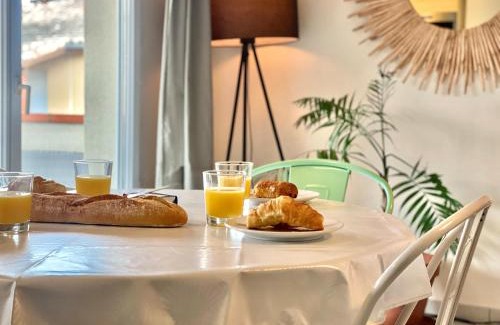 Chateau de l'Hers Apartment | " Côté Parc " Cité de l'espace - Entrée autonome