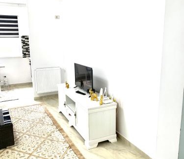 Chiajna Apartment | C&M apartament