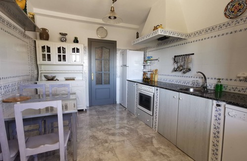 Acebo Ski Chalet | C. R. El Mirador de Acebo* 4/10 pax, swimming pool, SPA, garden, N° TR-CC-00339