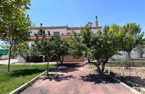 Baza Cottage | C. Rural a 5 Min. del Parque Natural Sierra de Baza , Ideal Para Familias