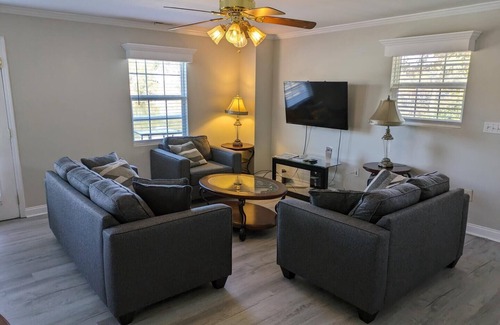 Sherrills Ford Cabin | C1-A Lakefront Cabin on Lake Norman