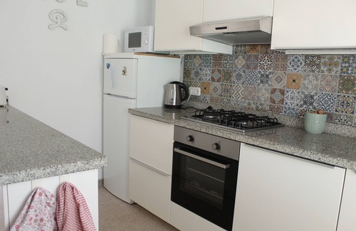 Vista de los Angeles-Rumina House | Casa Wilphi - Stylish townhouse 5 minute walk from the beach