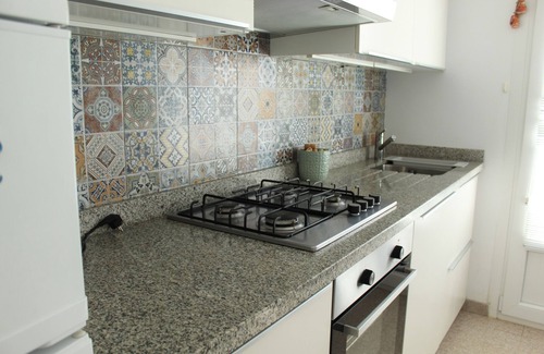 Vista de los Angeles-Rumina House | Casa Wilphi - Stylish townhouse 5 minute walk from the beach