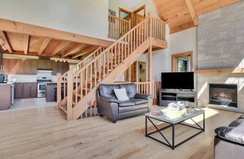 Petite-Riviere-Saint-Francois Ski Chalet | Chalet l'Ascension | Nature getaway with Spa