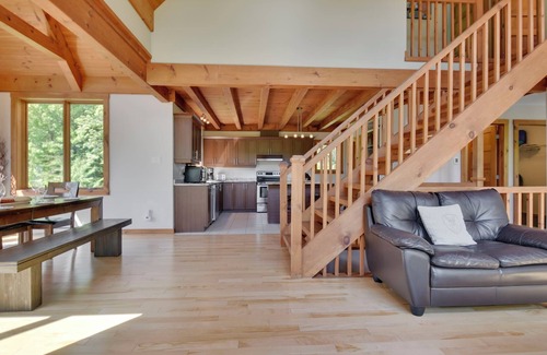 Petite-Riviere-Saint-Francois Ski Chalet | Chalet l'Ascension | Nature getaway with Spa